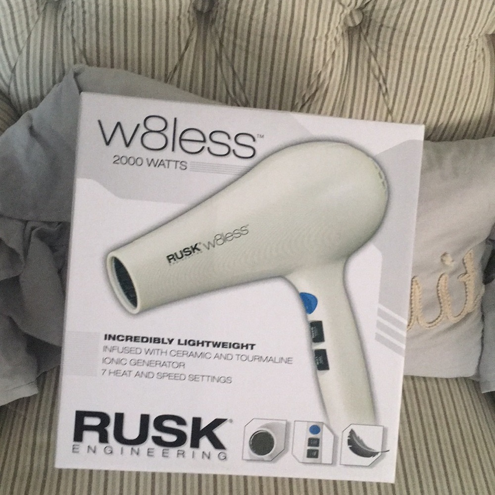 Risk W8less Blowdrier